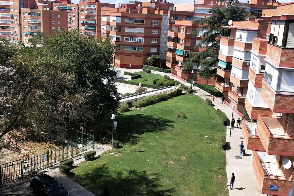 Palomar Mostoles Superhost Con Garaje 5 Pax ภายนอก รูปภาพ