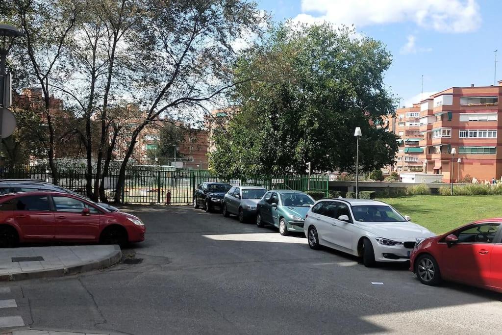 Palomar Mostoles Superhost Con Garaje 5 Pax ภายนอก รูปภาพ