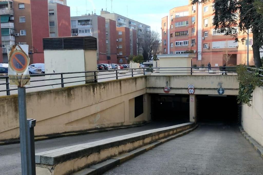 Palomar Mostoles Superhost Con Garaje 5 Pax ภายนอก รูปภาพ