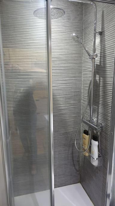 Palomar Mostoles Superhost Con Garaje 5 Pax ภายนอก รูปภาพ